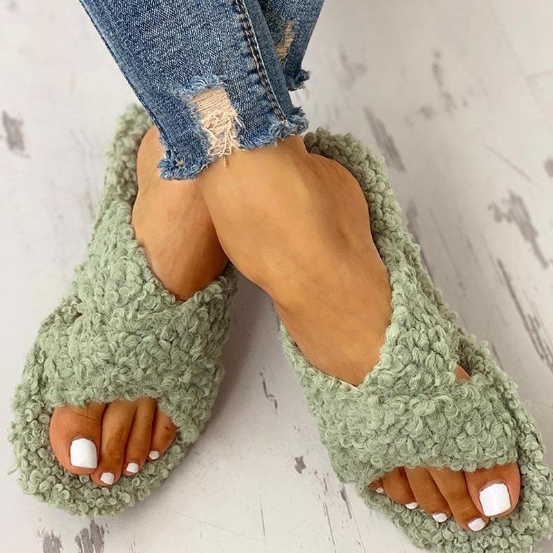 Solid Fluffy Crisscross Design Flat Sandals