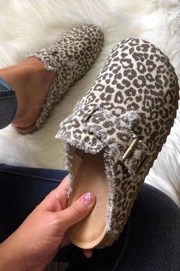Leopard Pattern Buckle Decoration Slippers