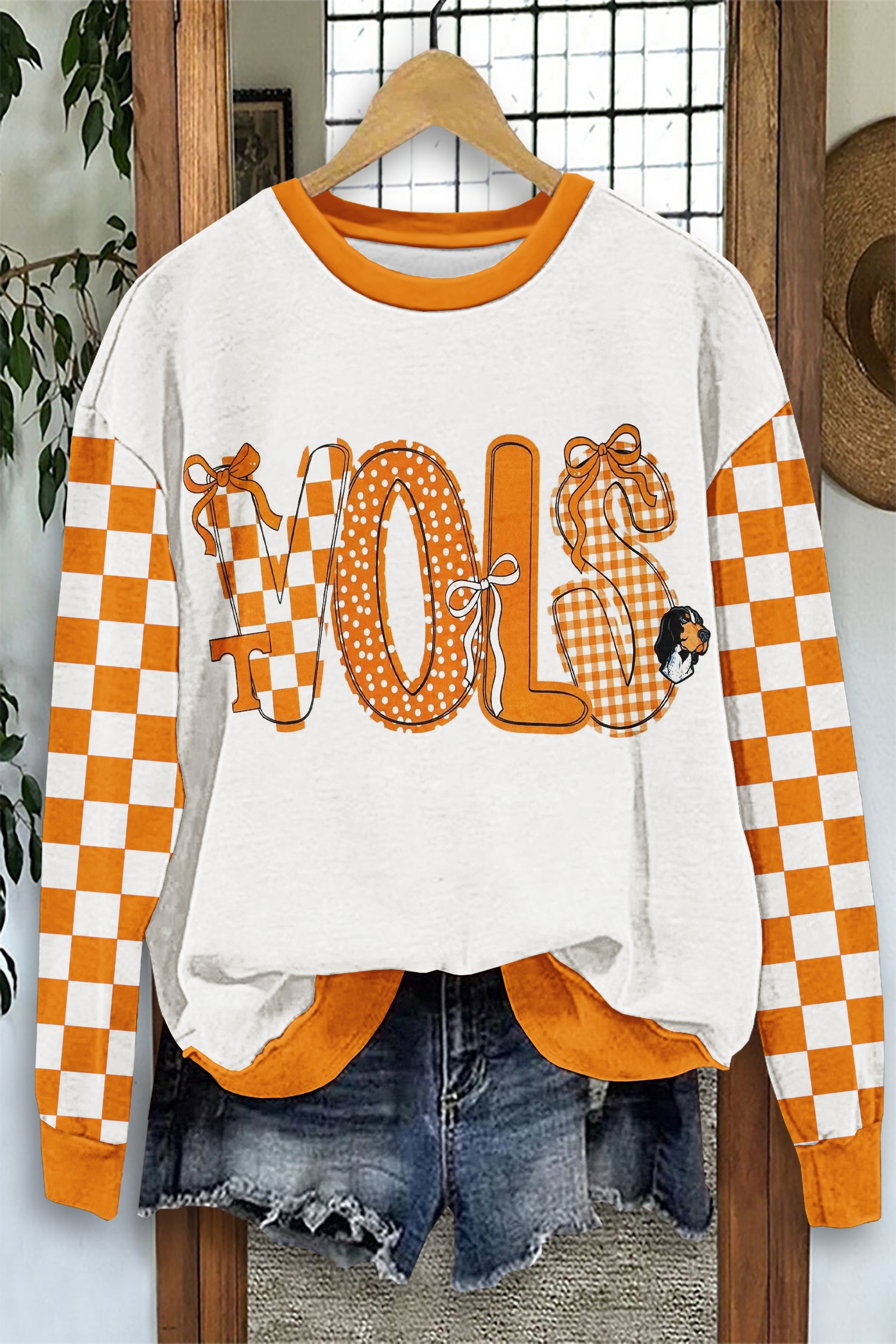 Cute Tennessee Vols Checkerboard Print Sweatshirt